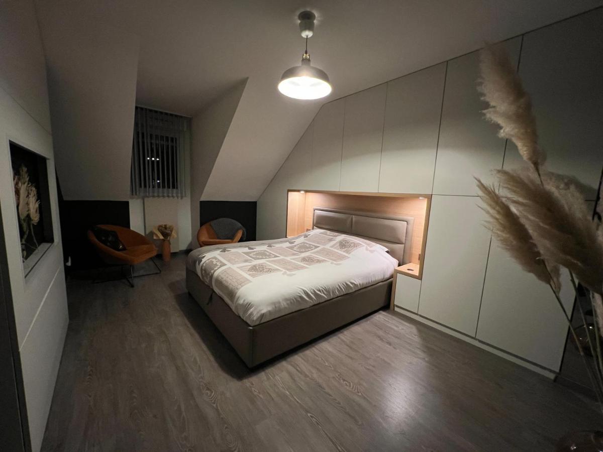 T3 Flat Moderne Sur 2 Etages Metro Parking Free Entrance Autonome Apartment Rouen Ngoại thất bức ảnh
