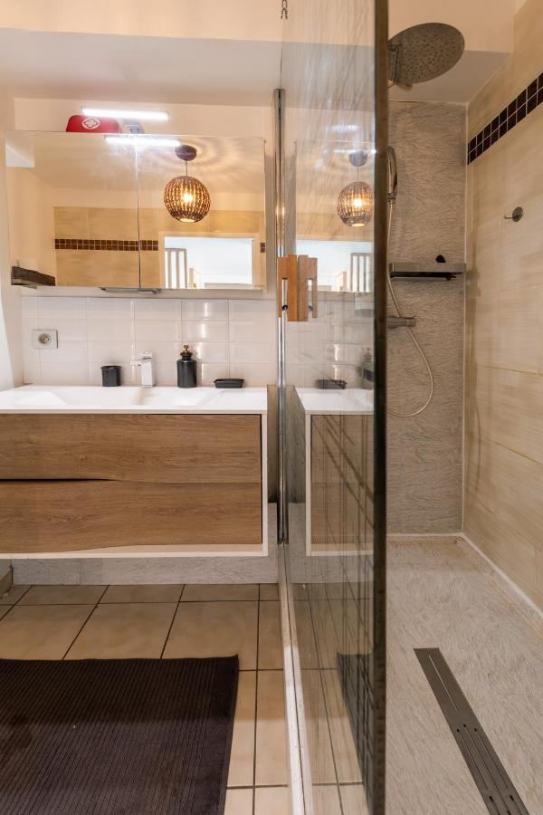 T3 Flat Moderne Sur 2 Etages Metro Parking Free Entrance Autonome Apartment Rouen Ngoại thất bức ảnh